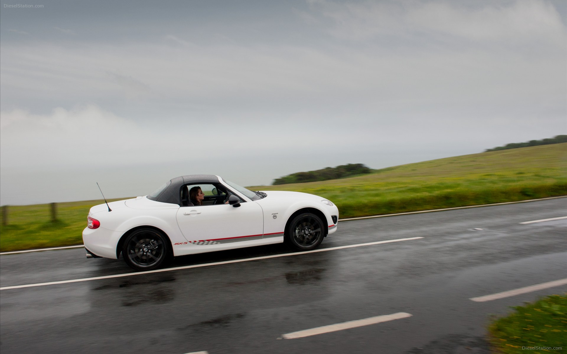 Mazda MX 5 Kuro Special Edition 2012