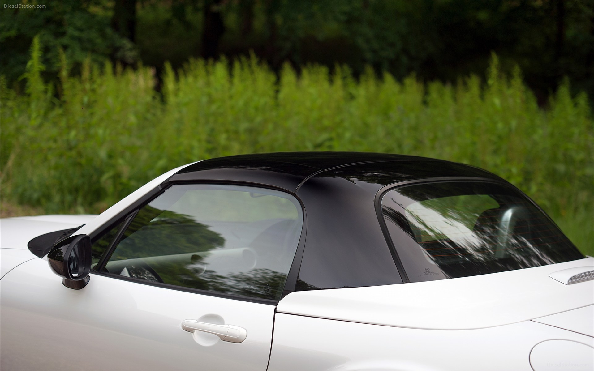 Mazda MX 5 Kuro Special Edition 2012