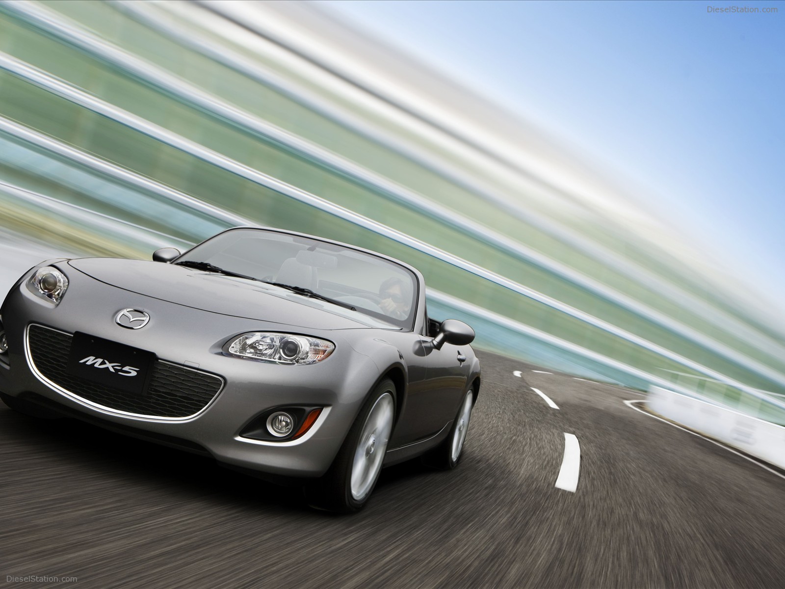 Mazda MX-5 turns 20