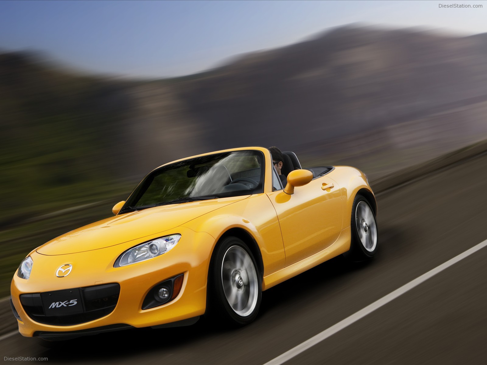 Mazda MX-5 turns 20