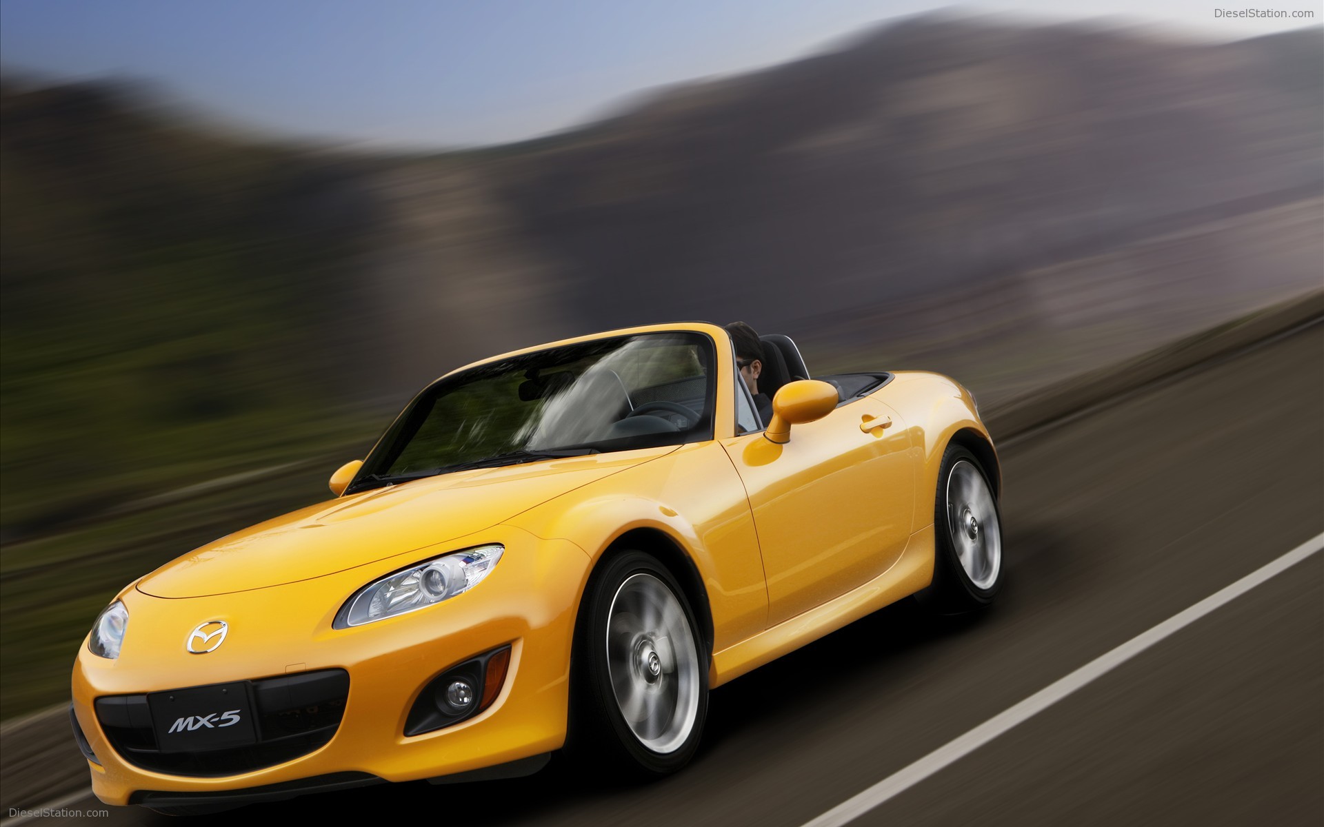 Mazda MX-5 turns 20