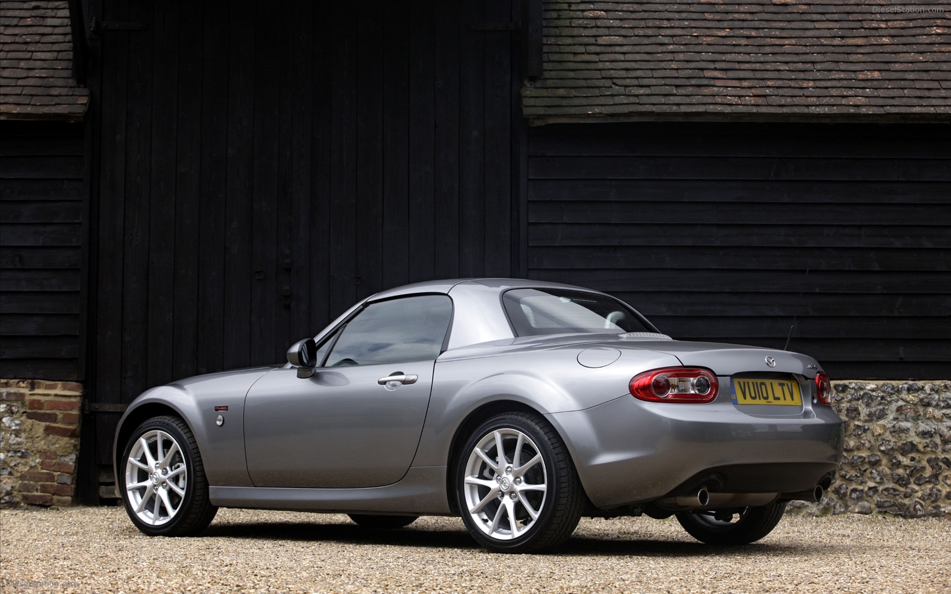 Mazda MX-5 Miyako Roadster Coupe 2011