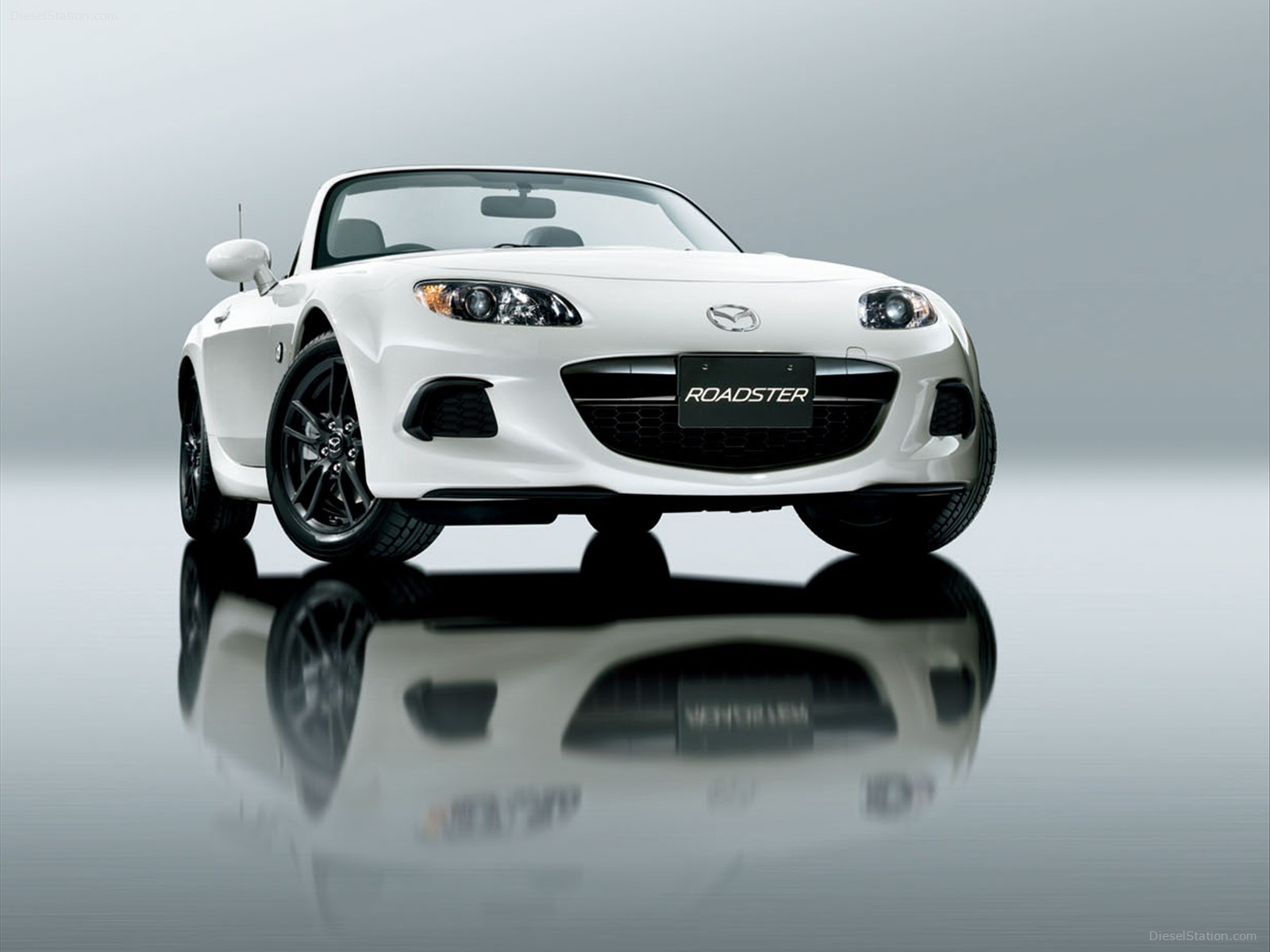 Mazda Roadster RS 2013