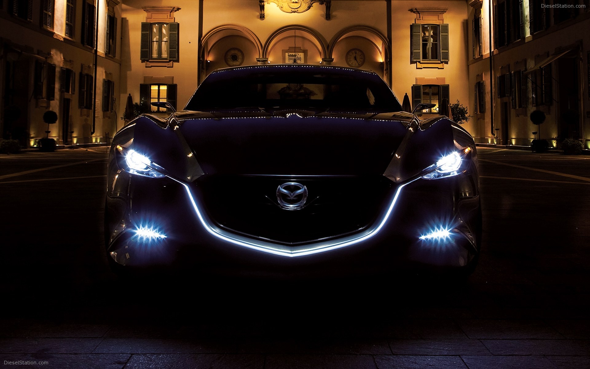Mazda Shinari 2010