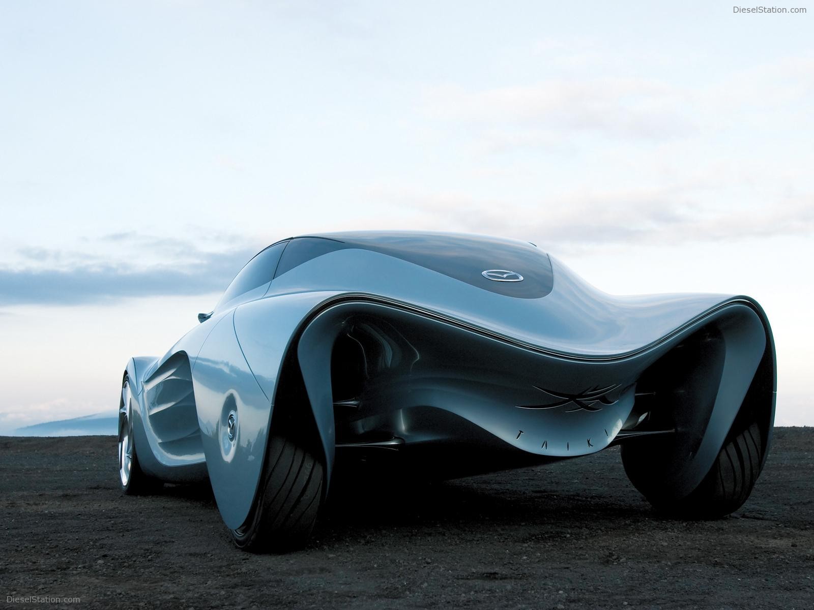 Mazda Taiki and Atenza Debut at the 40th Tokyo Motor Show