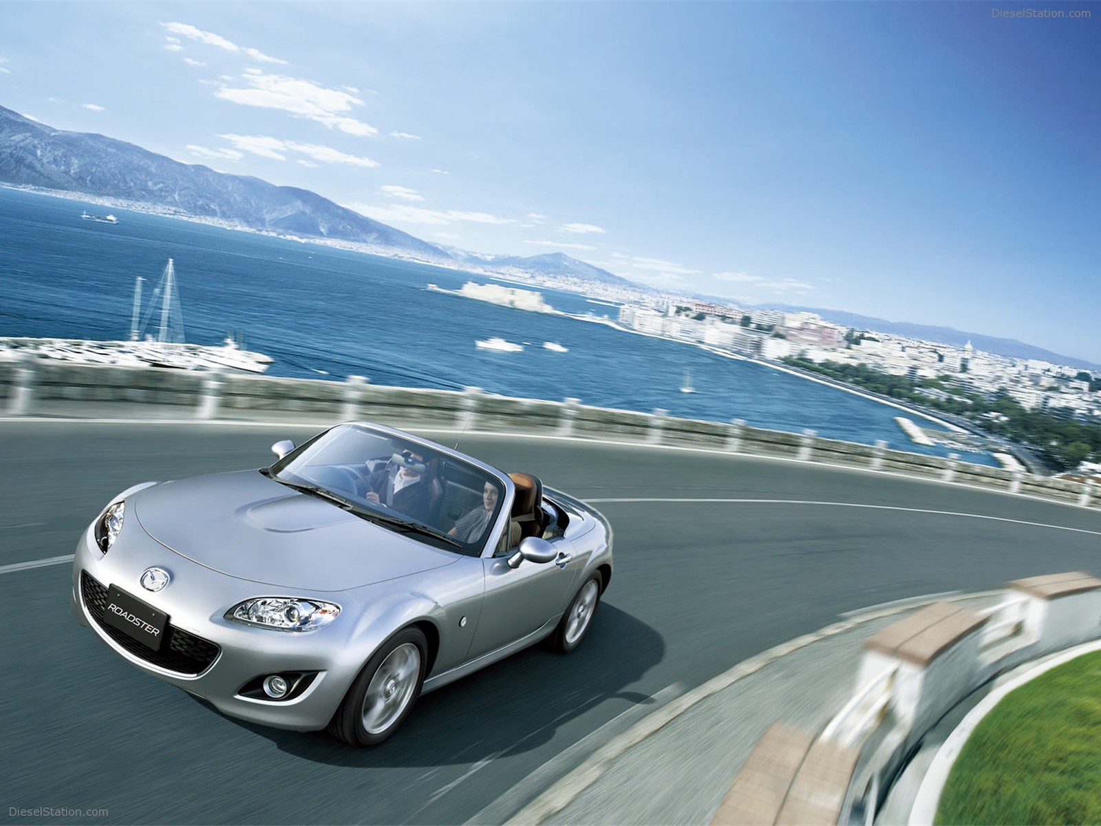 Mazda Roadster RS (MX-5) Launched in Japan