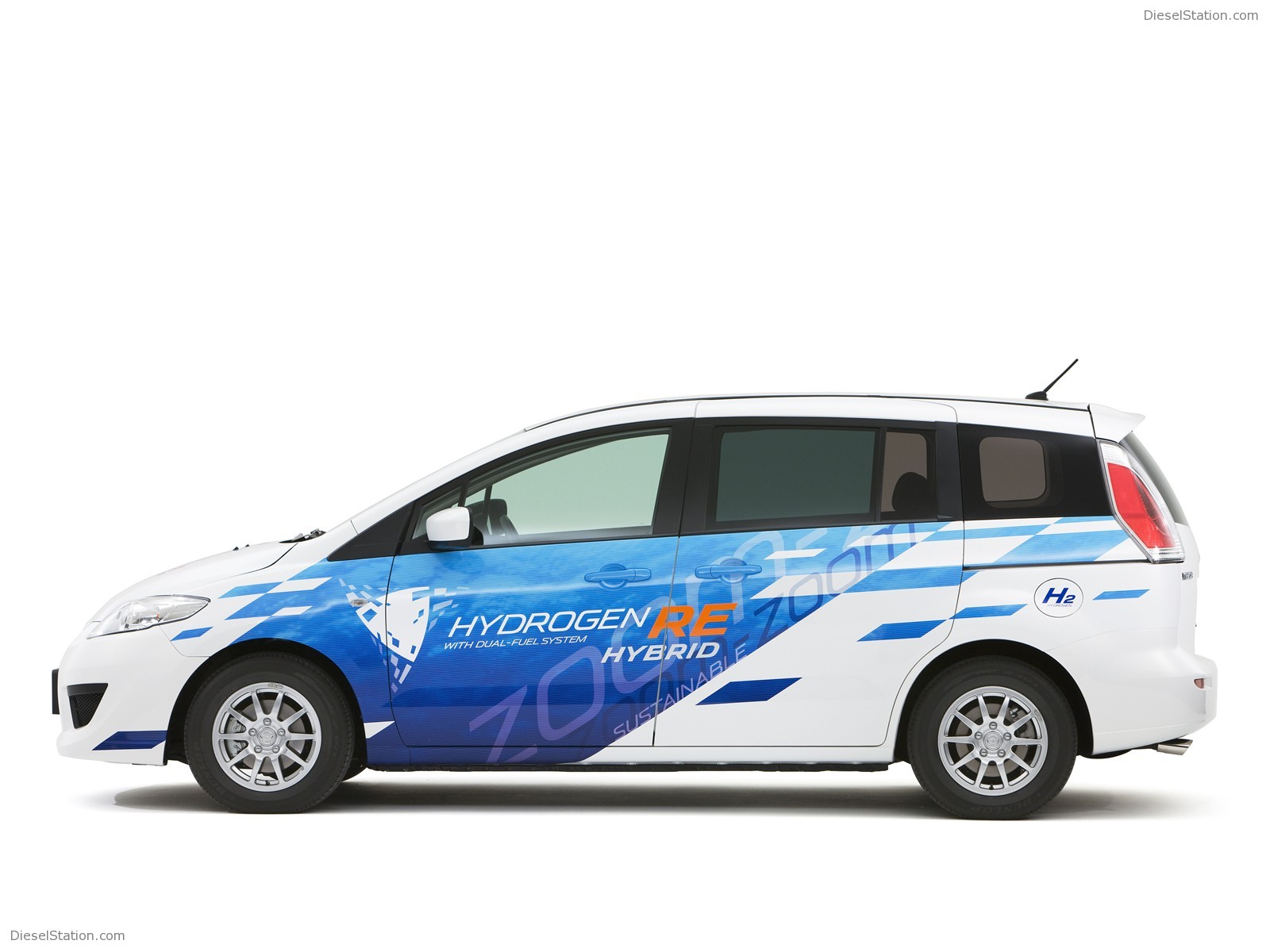 Mazda Unveils First Norwegian Specification RX-8 Hydrogen RE