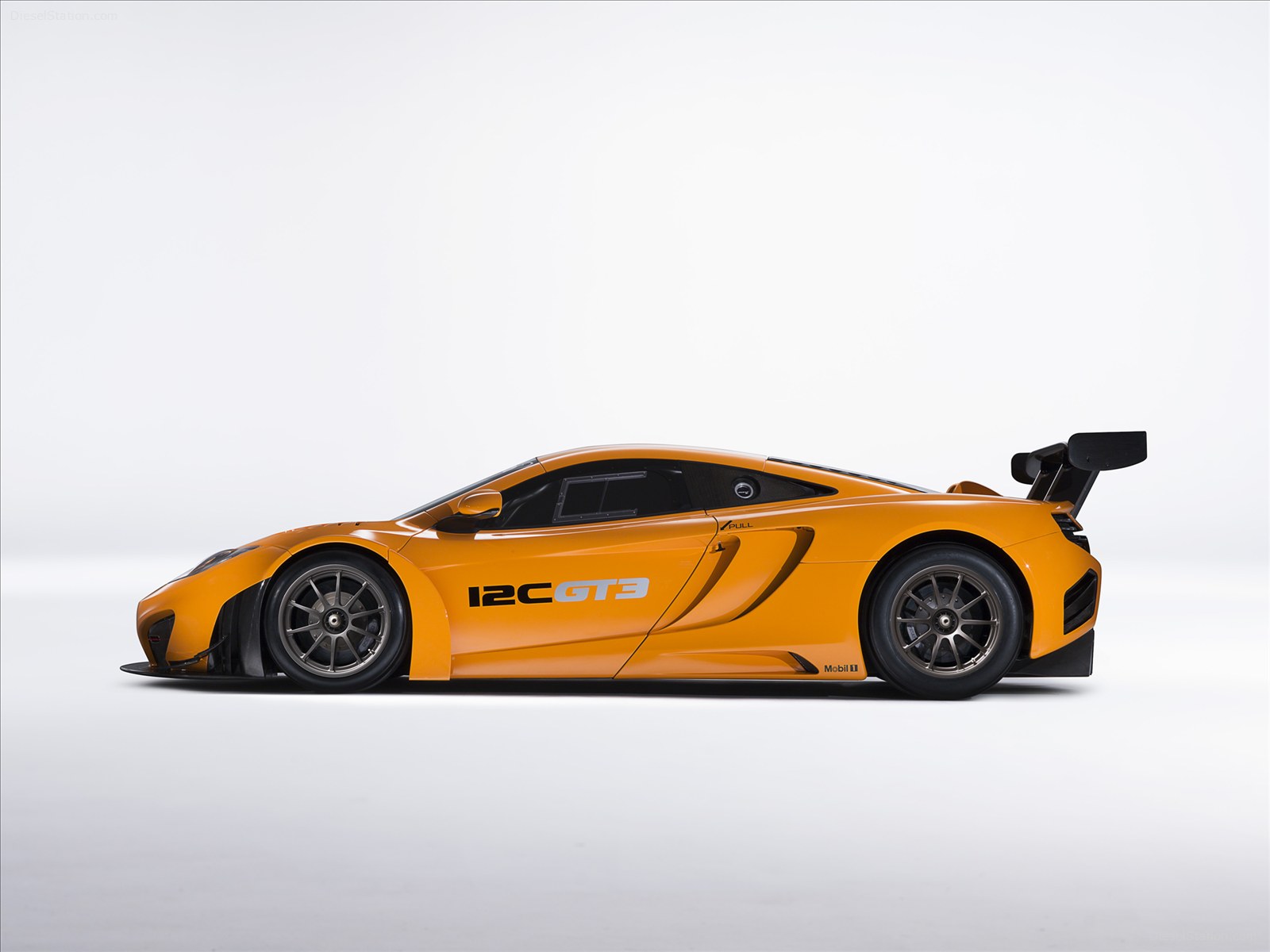 McLaren 12C GT3 2013