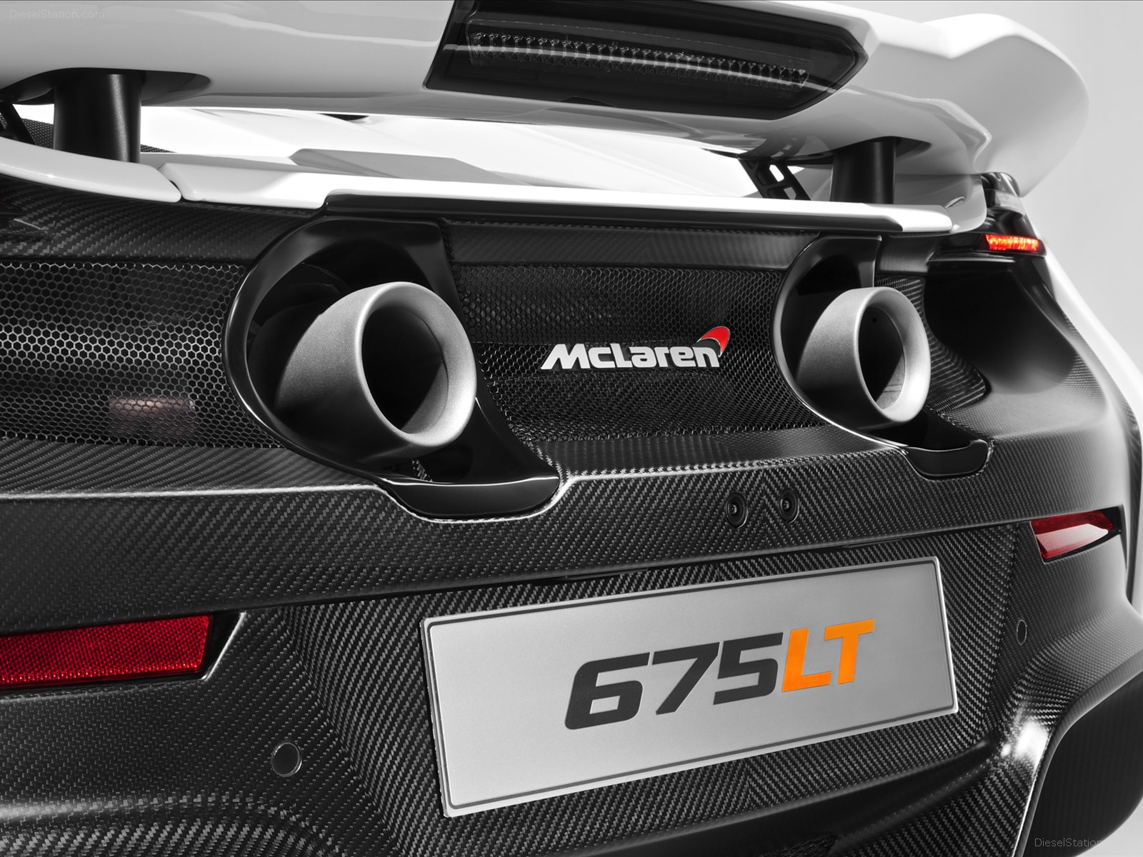 McLaren 675LT 2016