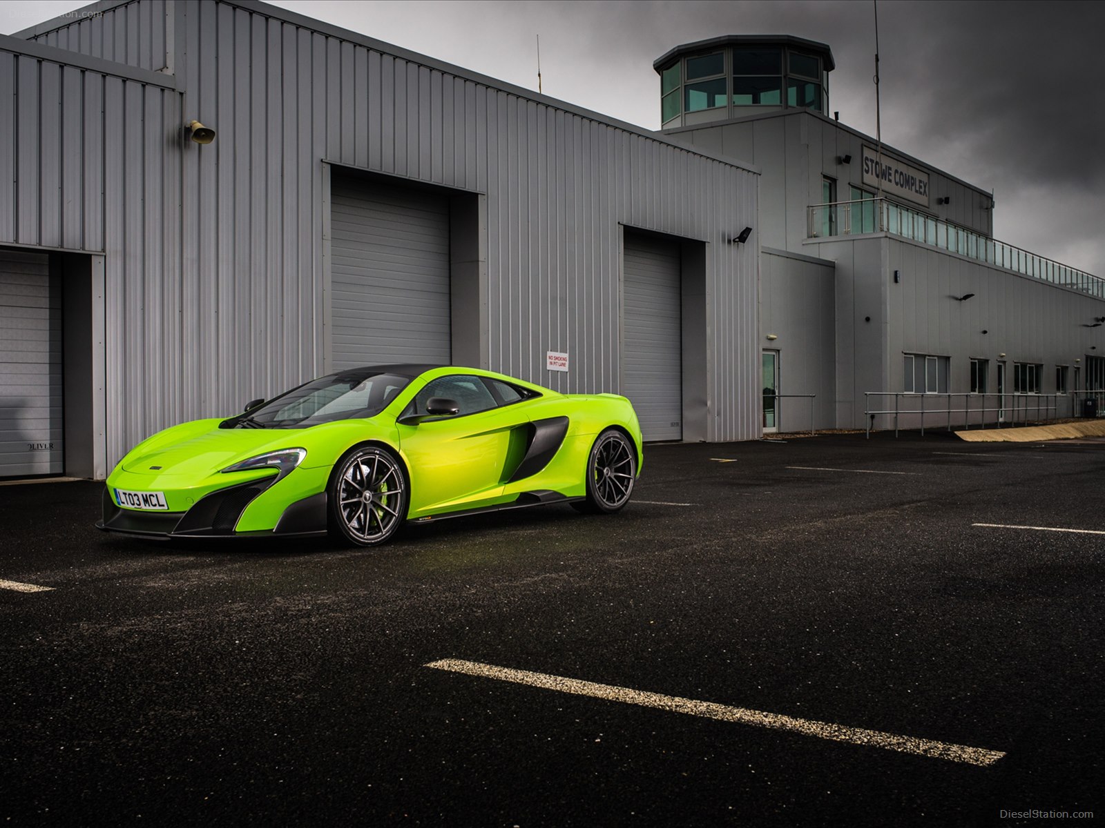 McLaren 675LT 2016