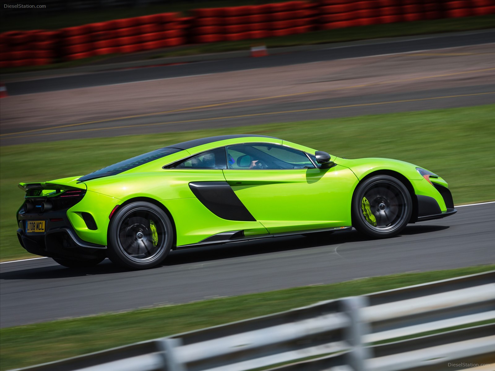 McLaren 675LT 2016