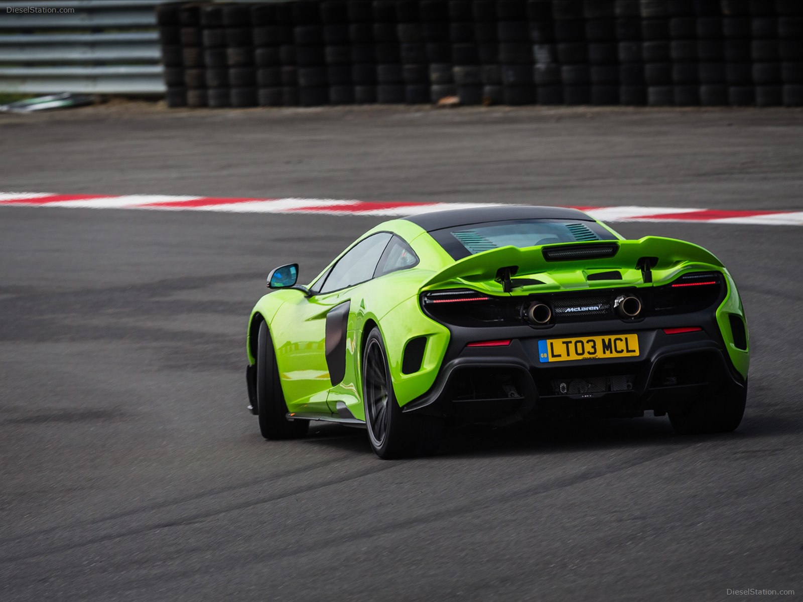 McLaren 675LT 2016