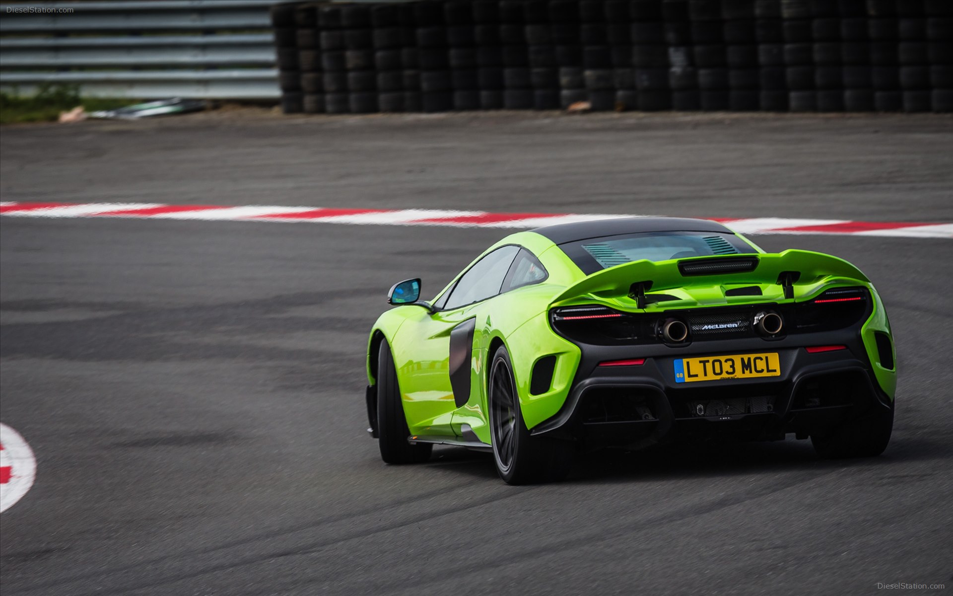 McLaren 675LT 2016