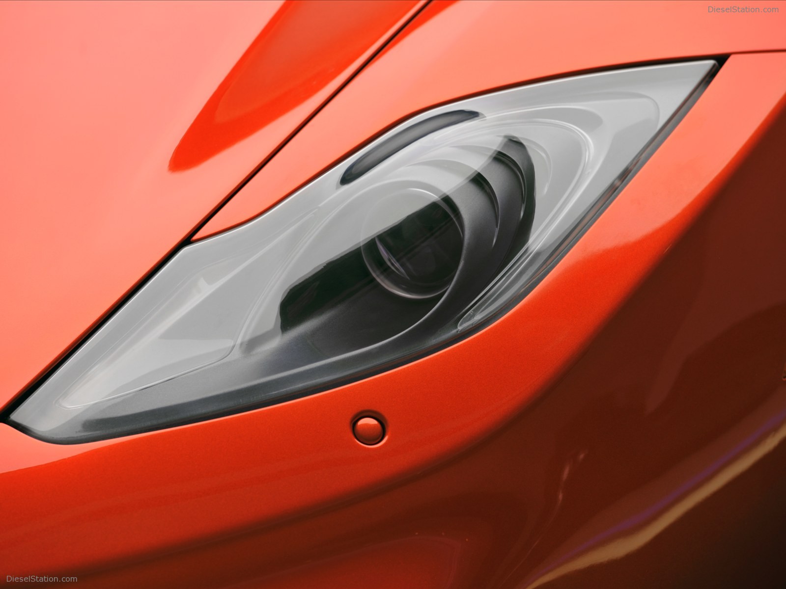 2011 McLaren MP4-12C