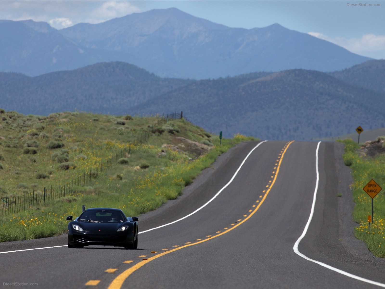 2011 McLaren MP4-12C