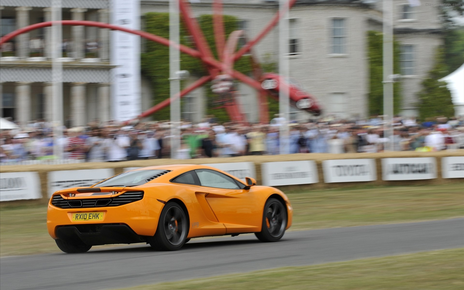 2011 McLaren MP4-12C