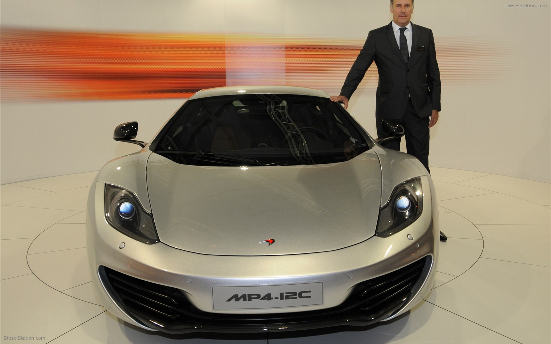 2011 McLaren MP4-12C