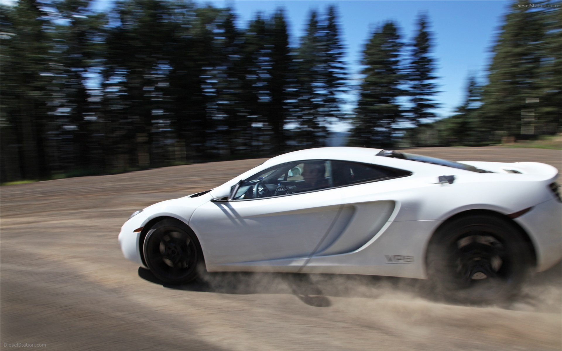 2011 McLaren MP4-12C