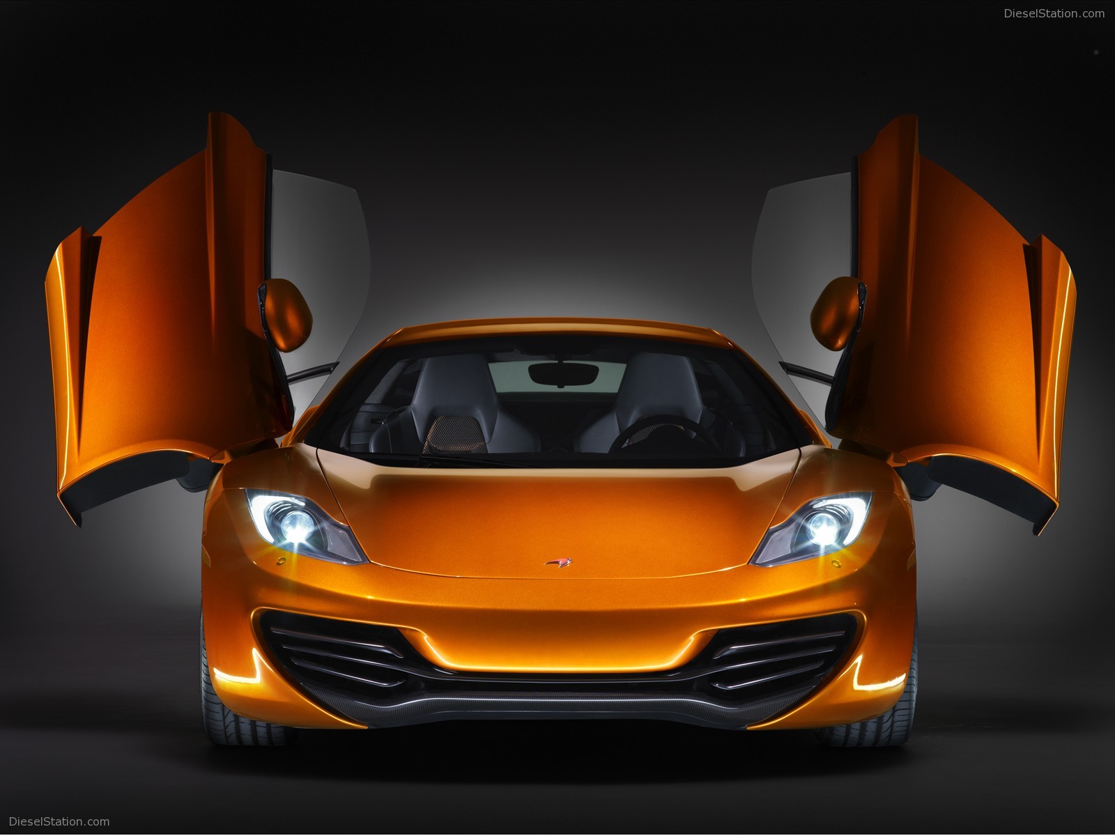 2011 McLaren MP4-12C