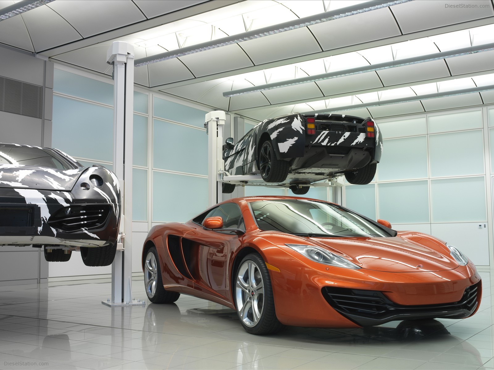 2011 McLaren MP4-12C