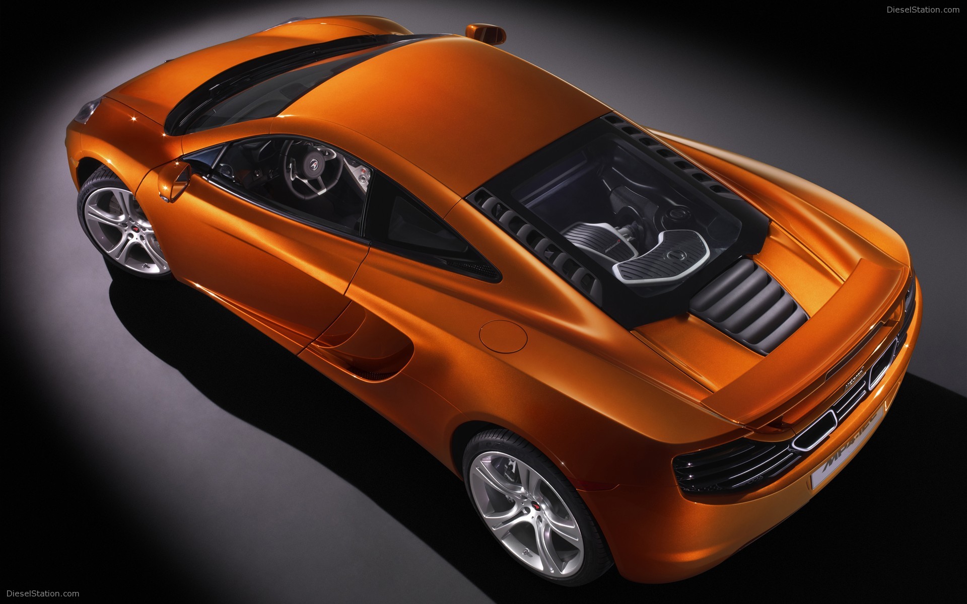 2011 McLaren MP4-12C