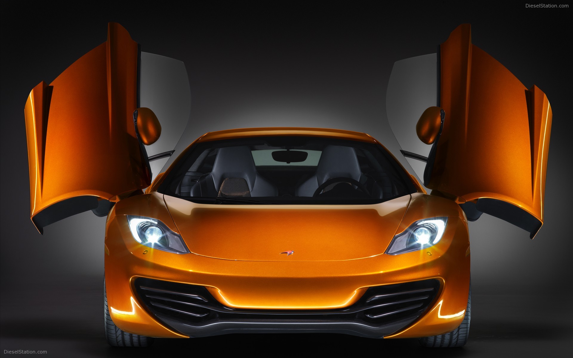 2011 McLaren MP4-12C