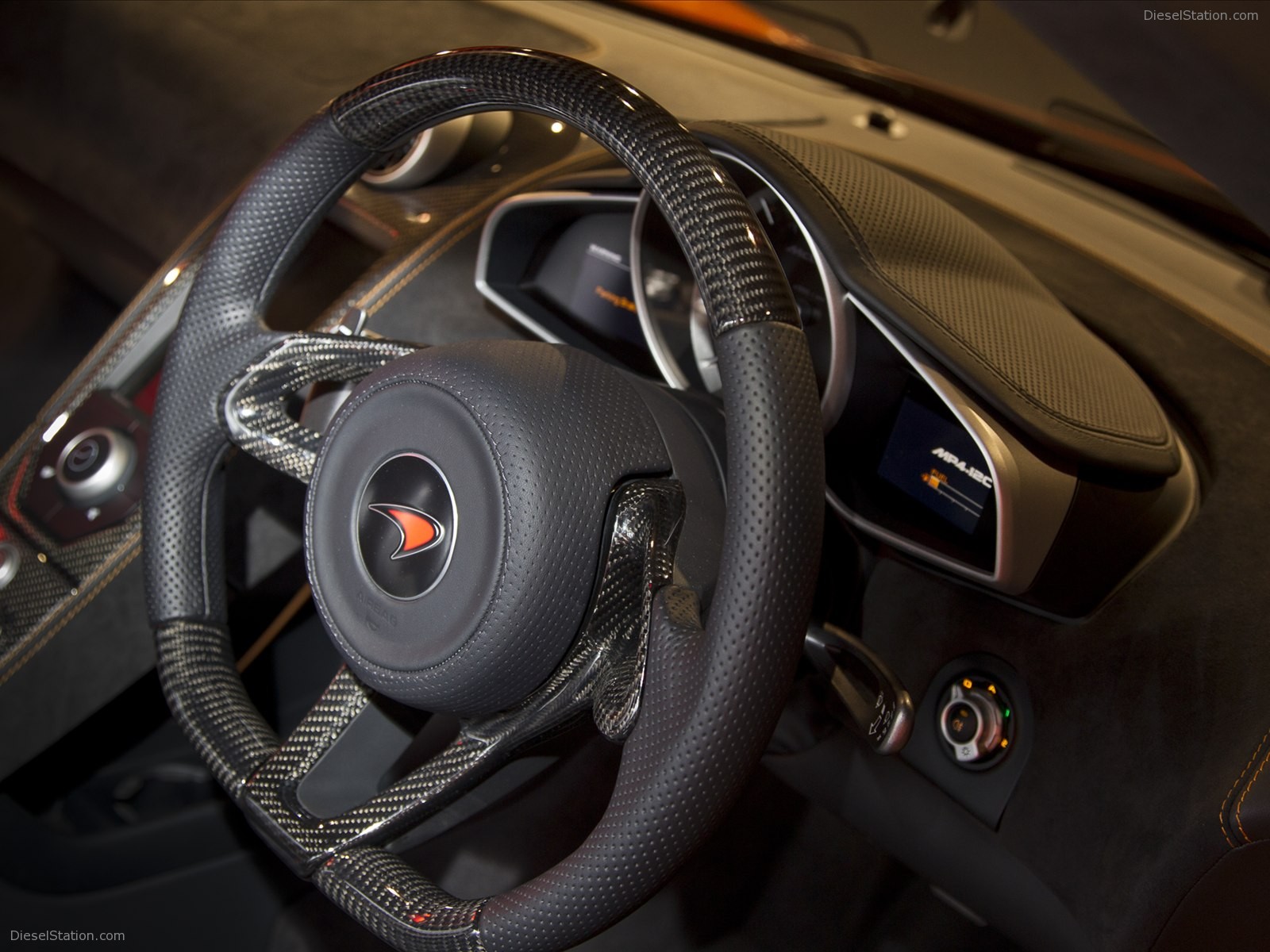 Mclaren MP4 12C Bespoke Edition 2011
