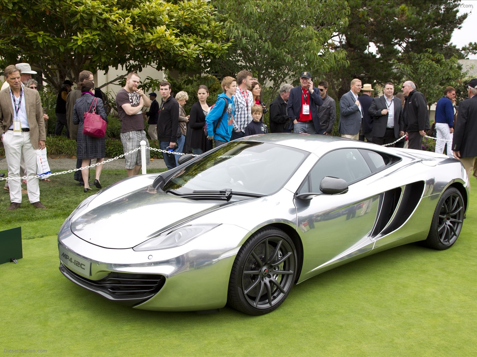 Mclaren MP4 12C Bespoke Edition 2011