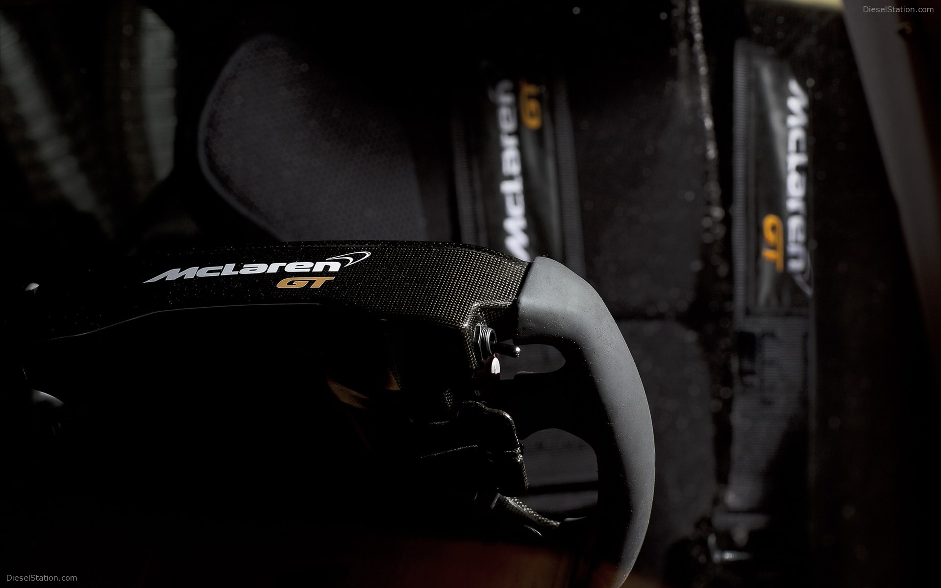 McLaren MP4-12C GT3 2012