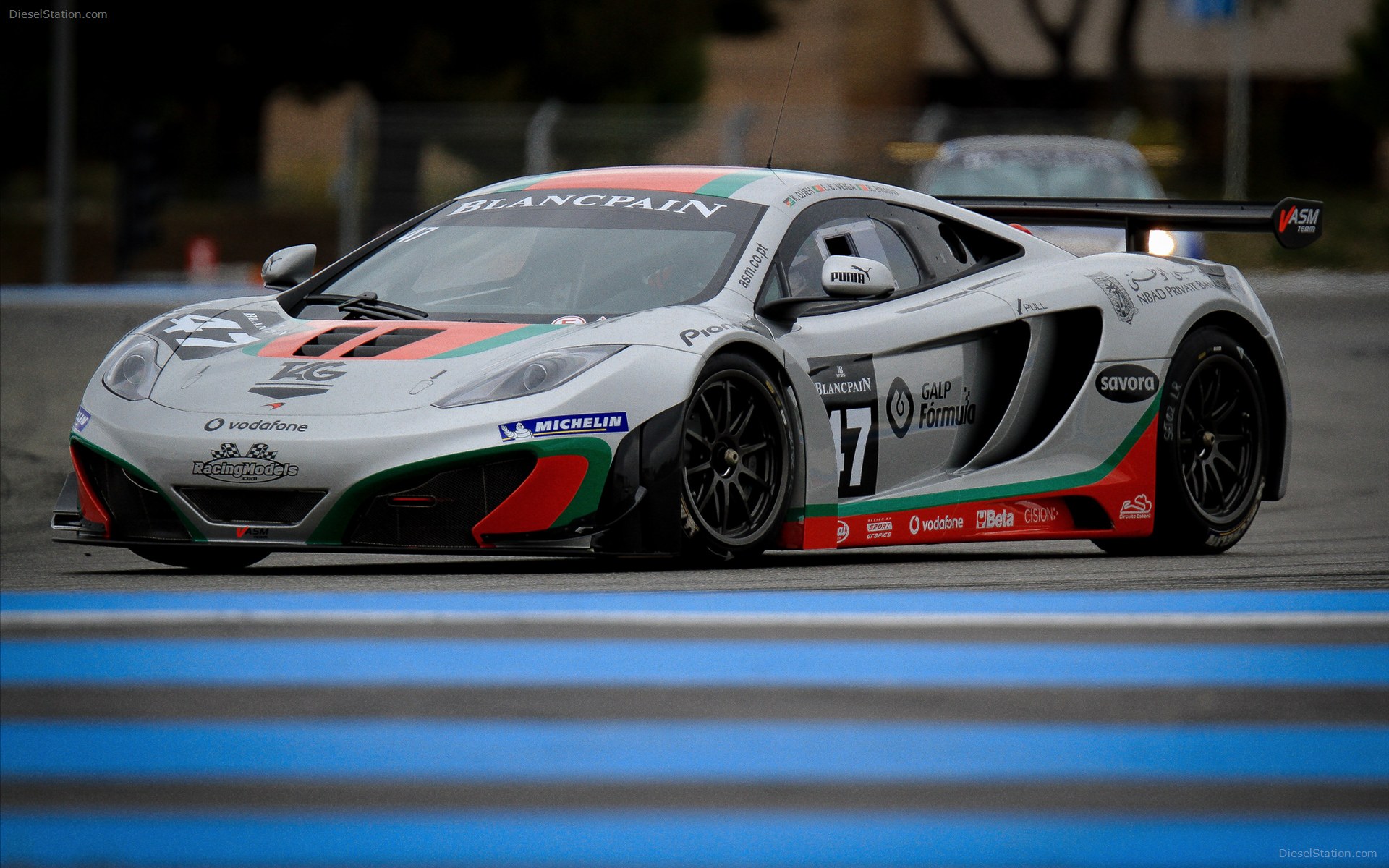 McLaren MP4-12C GT3 2012