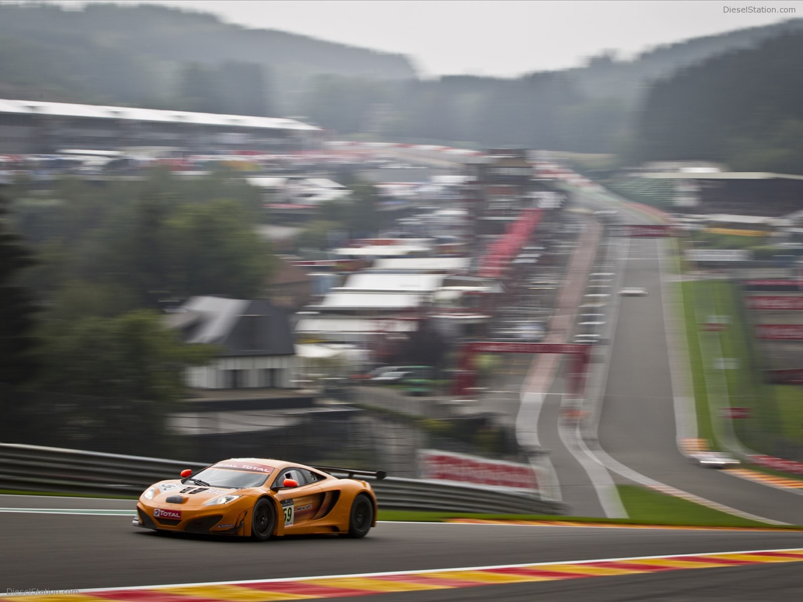 McLaren MP4-12C GT3 at 24 Hours of Spa 2011 McLaren MP4-12C GT3 at 24 Hours of Spa 2011
