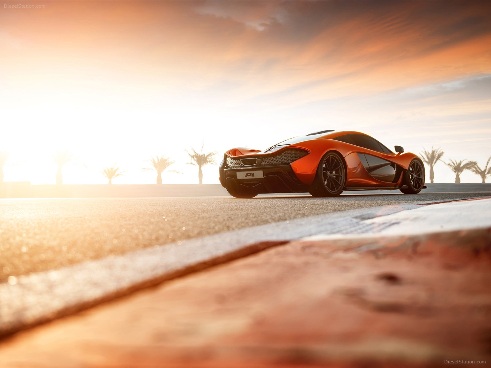 McLaren P1 2014