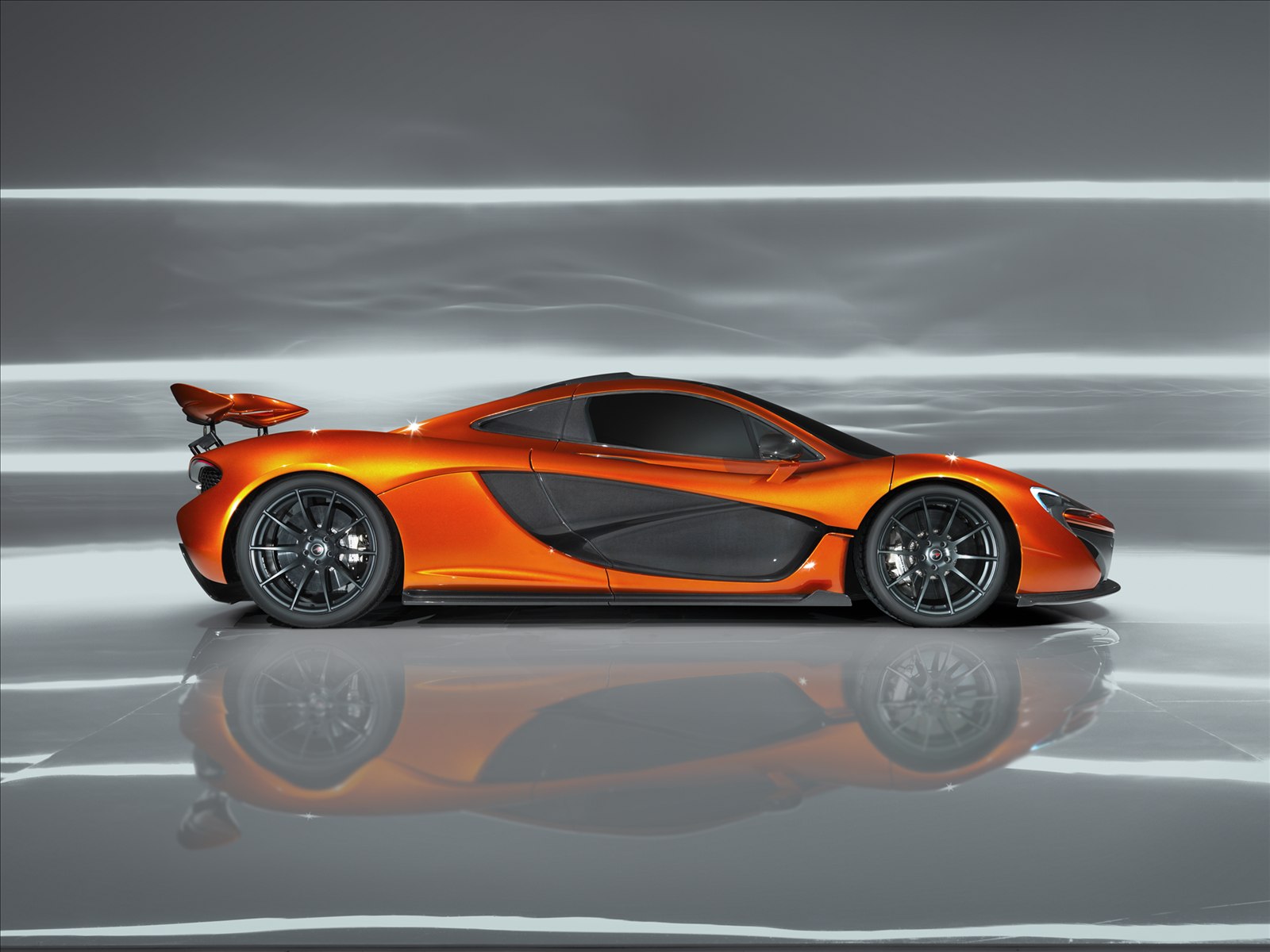 McLaren P1 2014