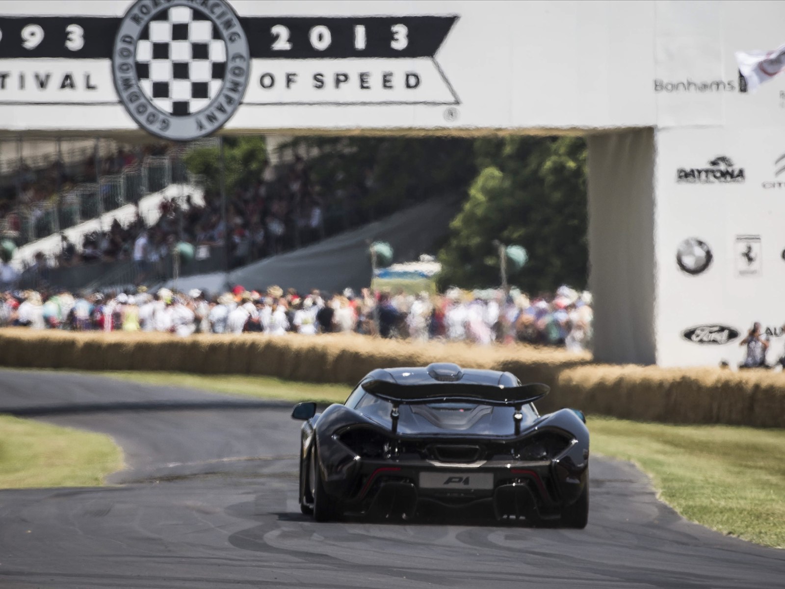 McLaren P1 2014