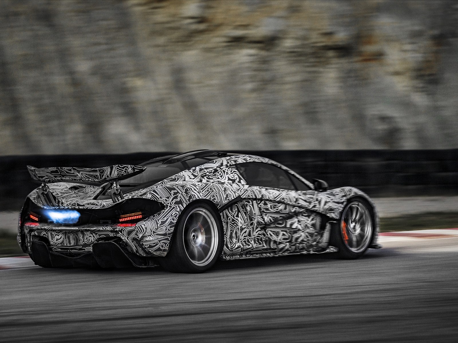 McLaren P1 2014