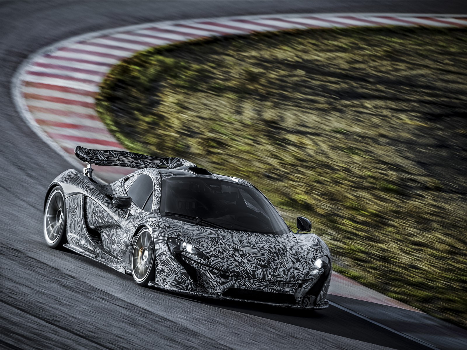 McLaren P1 2014