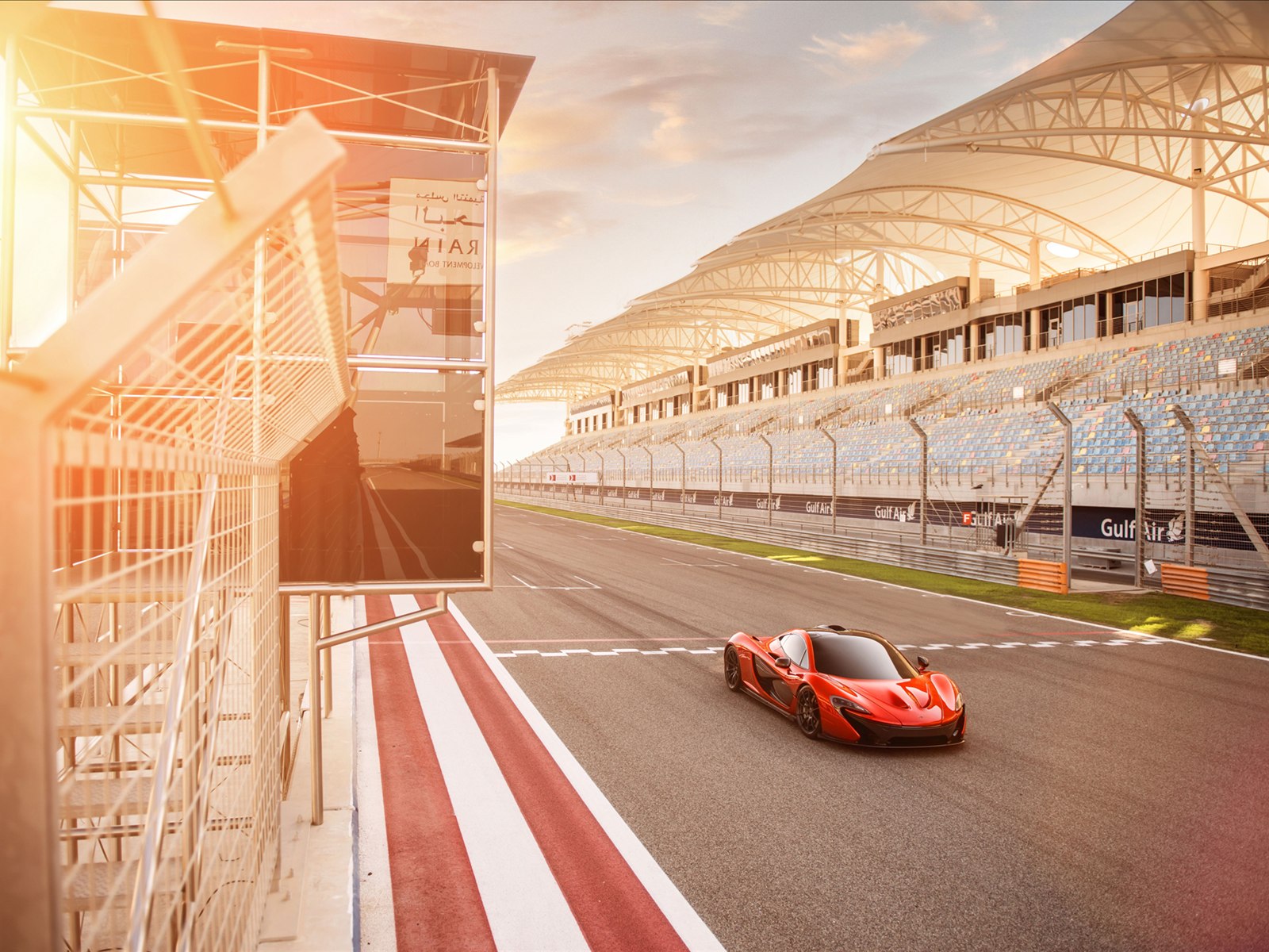 McLaren P1 2014