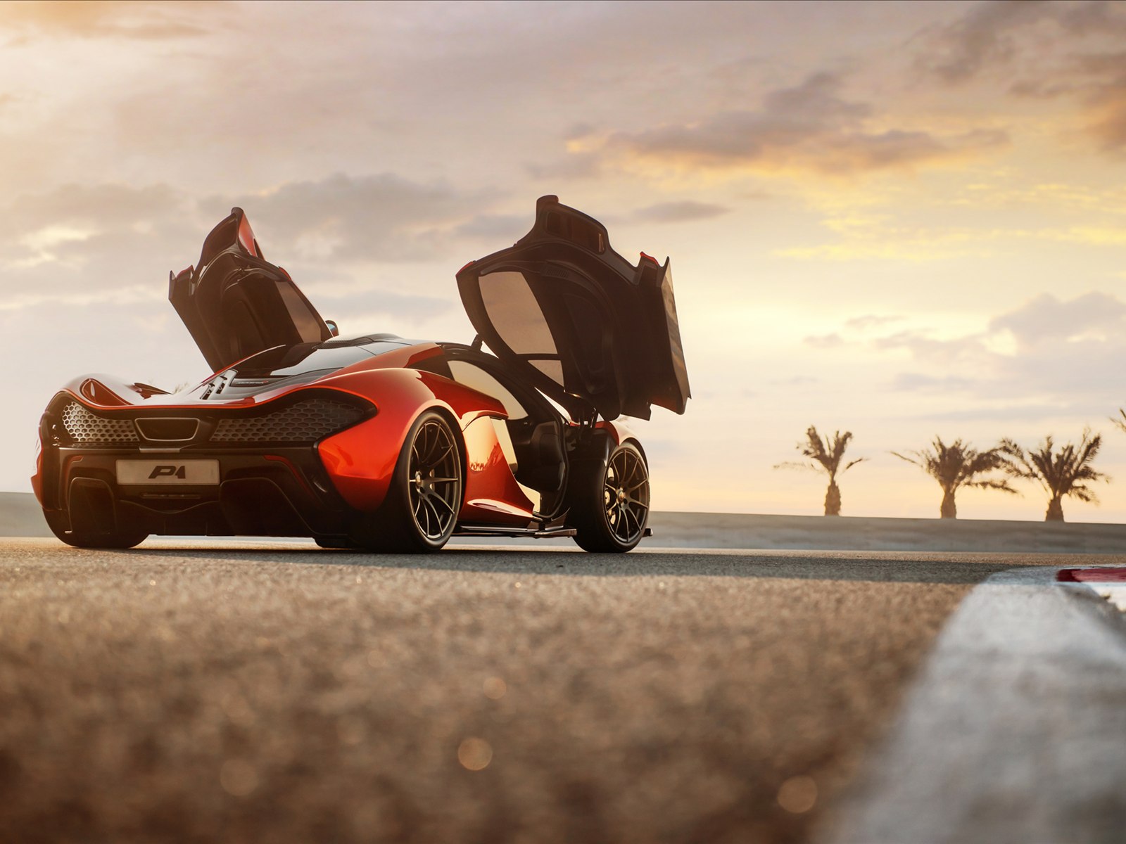 McLaren P1 2014