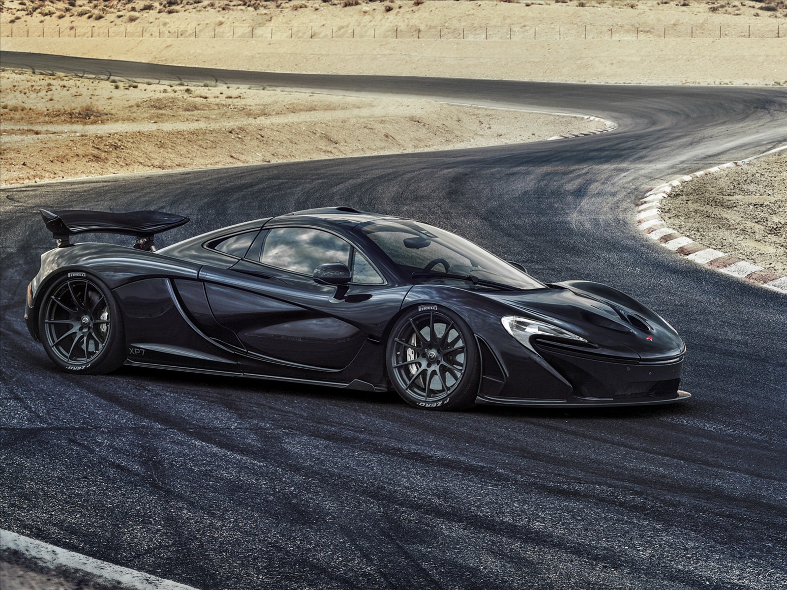 McLaren P1 2014