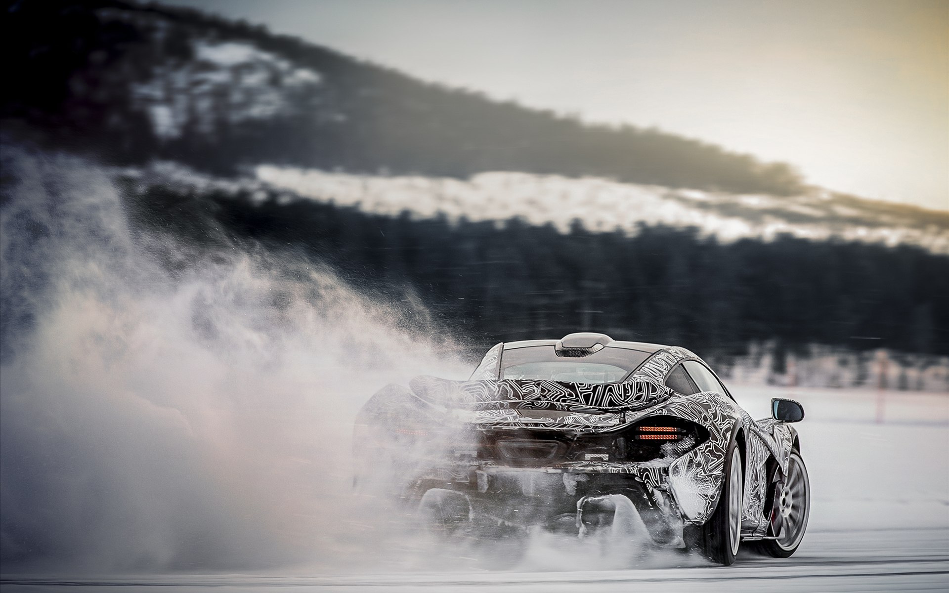 McLaren P1 2014