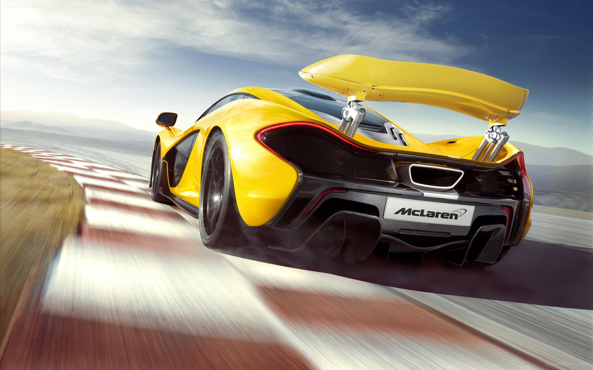 McLaren P1 2014