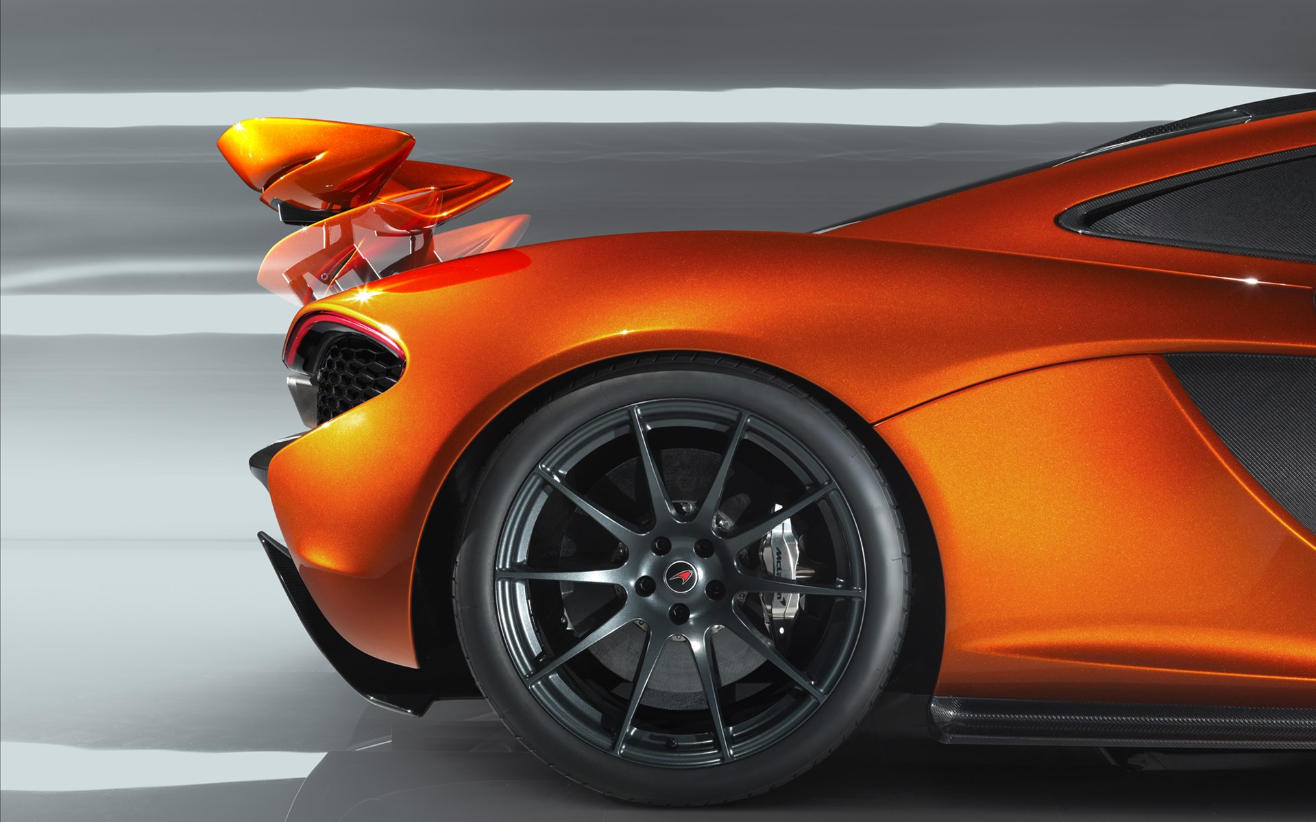 McLaren P1 2014