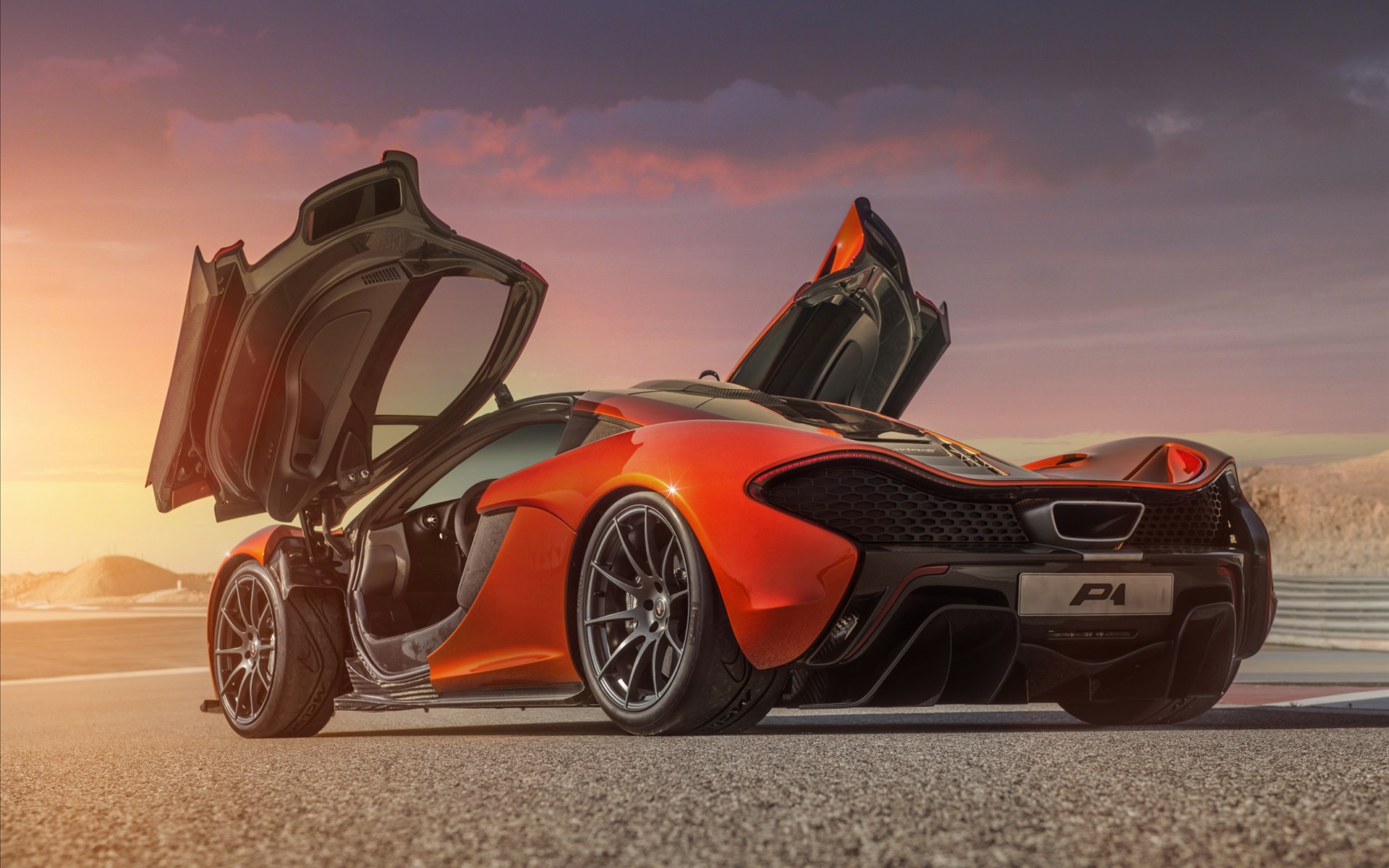 McLaren P1 2014