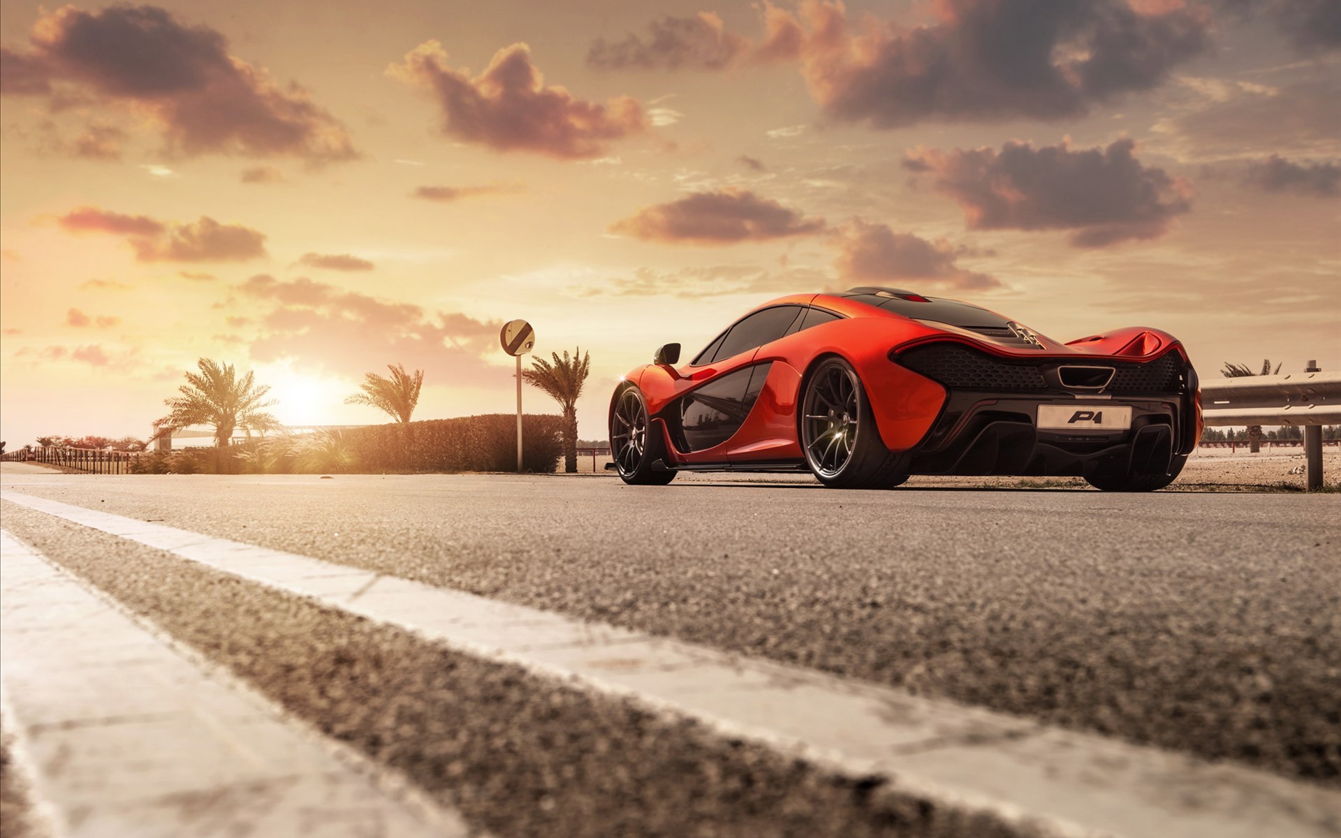 McLaren P1 2014