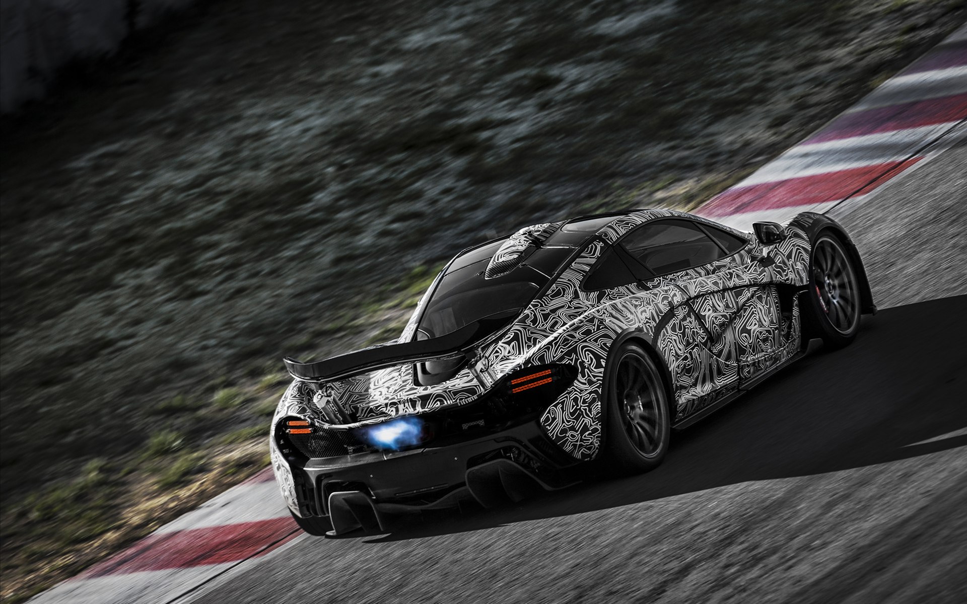 McLaren P1 2014