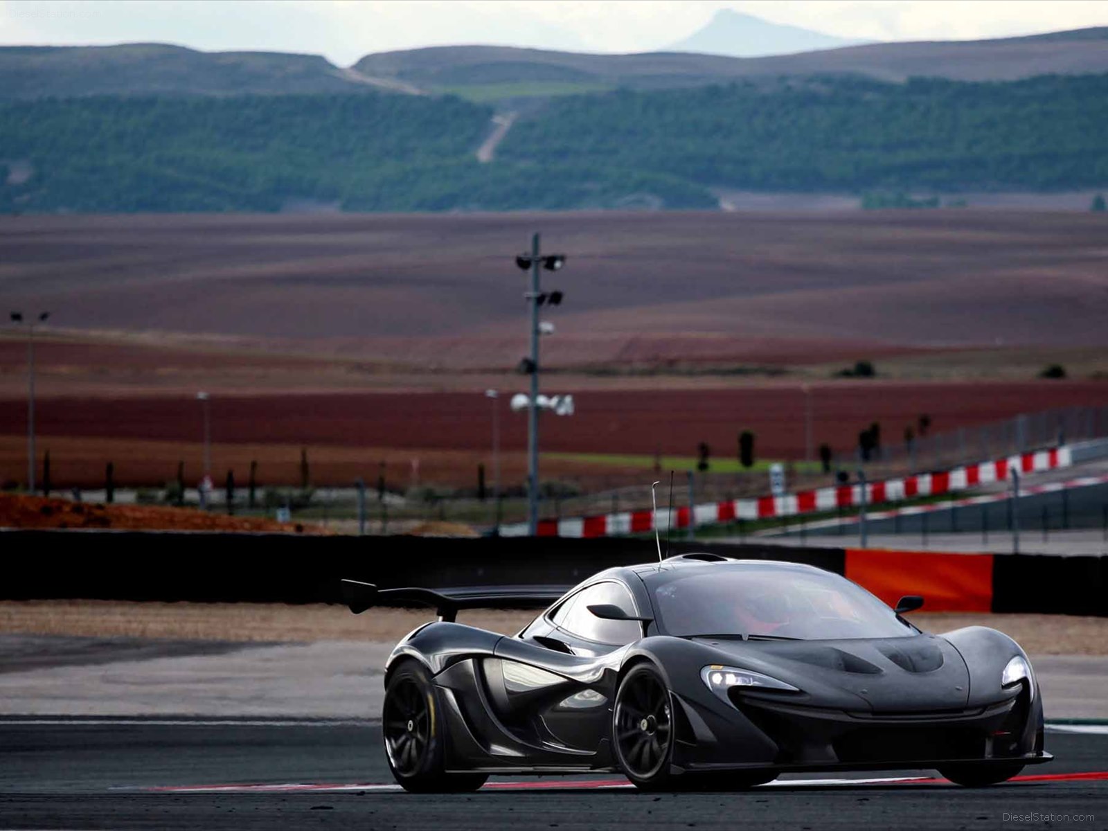 McLaren P1 GTR 2015