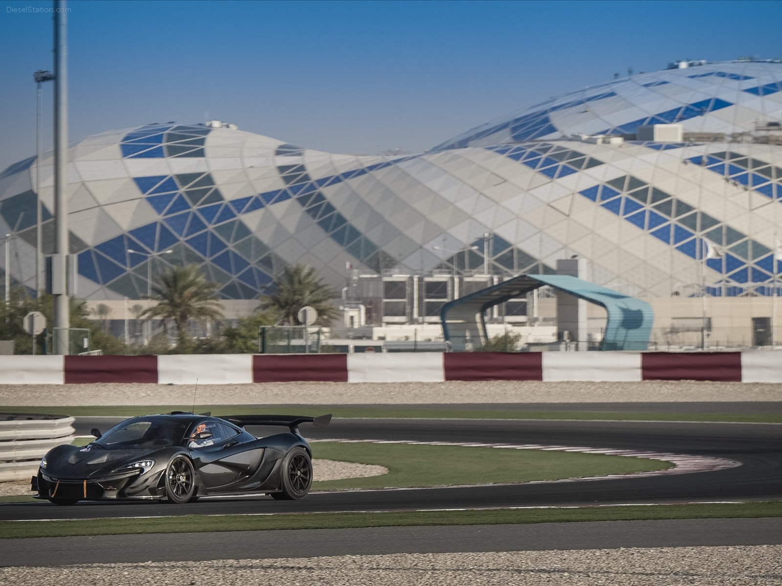 McLaren P1 GTR 2015