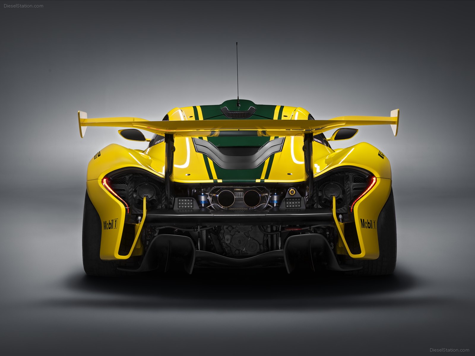 McLaren P1 GTR 2015