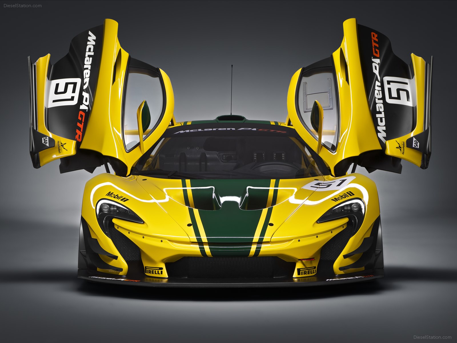McLaren P1 GTR 2015