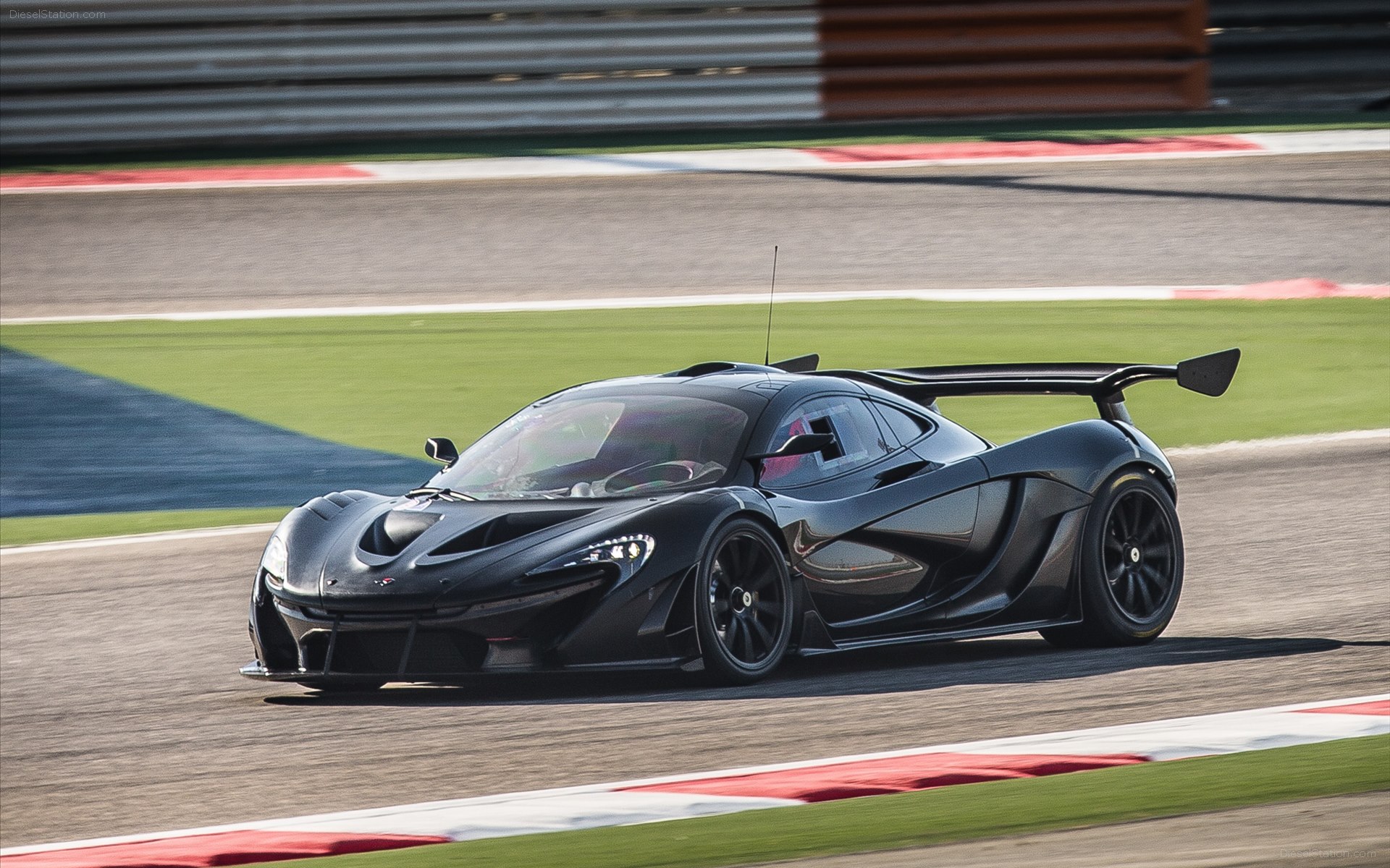McLaren P1 GTR 2015